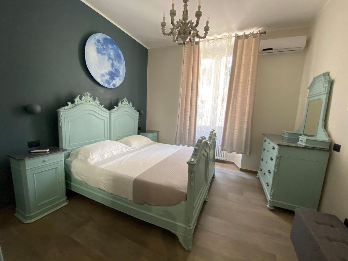 Ferienwohnung Mondo Vacanze Savona Exterior foto