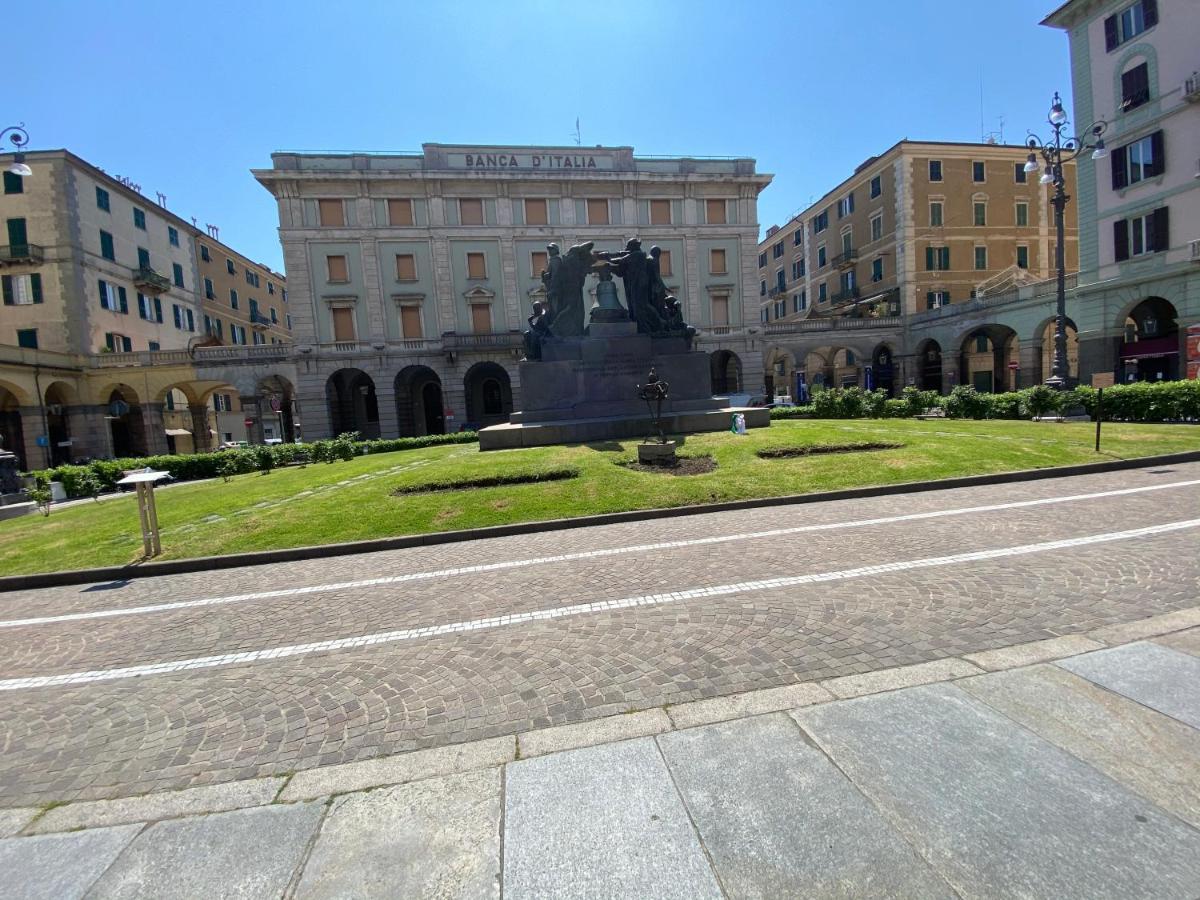 Ferienwohnung Mondo Vacanze Savona Exterior foto